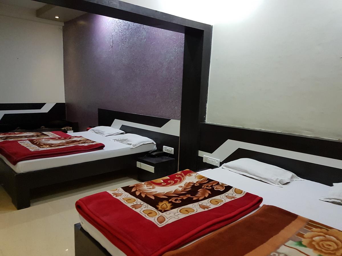 Hotel Raviji'S Retreat Mount Abu Exterior photo